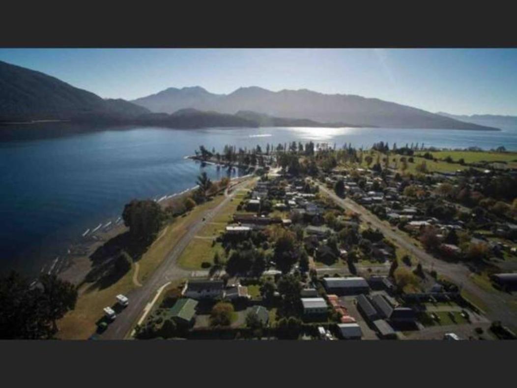 Te Anau Holiday Home - Free Wifi - Free Bikes & Kayaks - Short Walk To Lake & Town - Top Views Ngoại thất bức ảnh