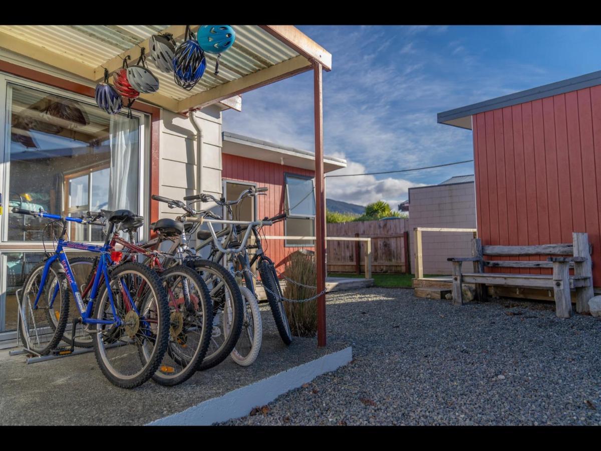 Te Anau Holiday Home - Free Wifi - Free Bikes & Kayaks - Short Walk To Lake & Town - Top Views Ngoại thất bức ảnh